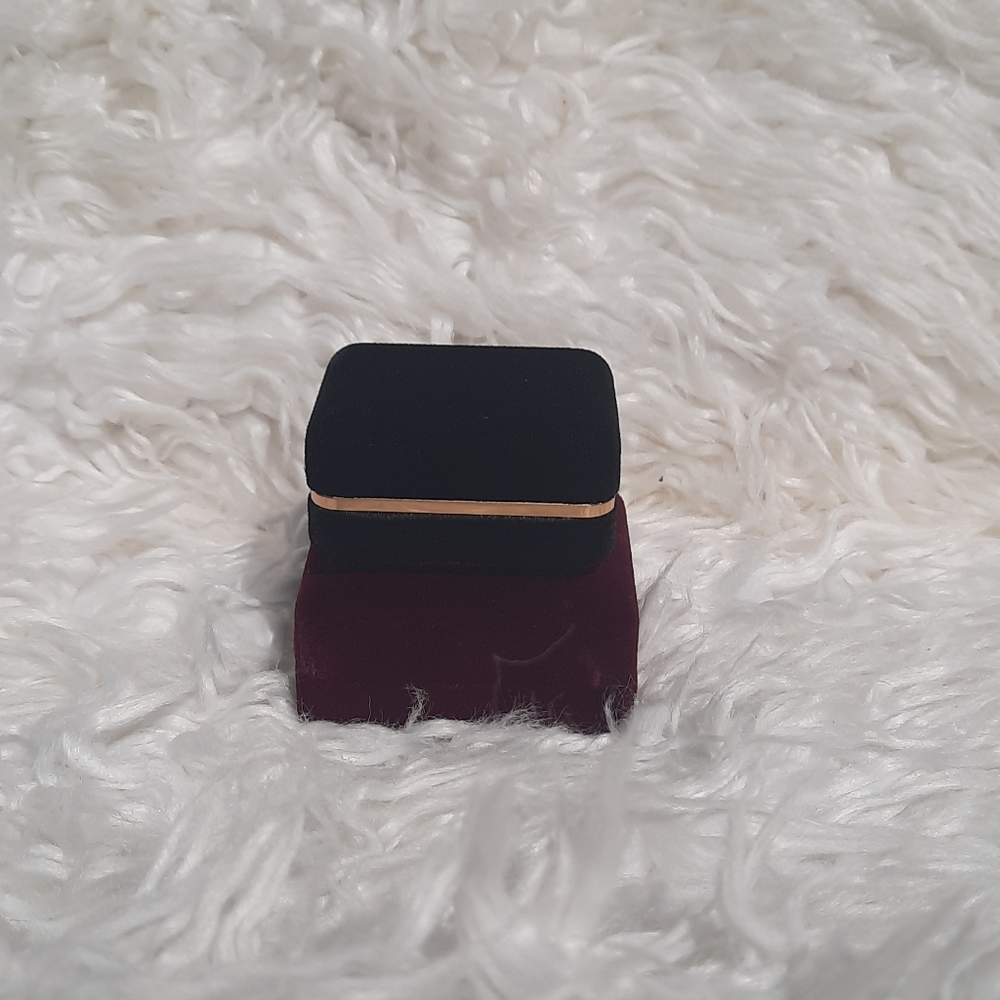 Jewelry Boxes Bundle - Picture 3 of 9